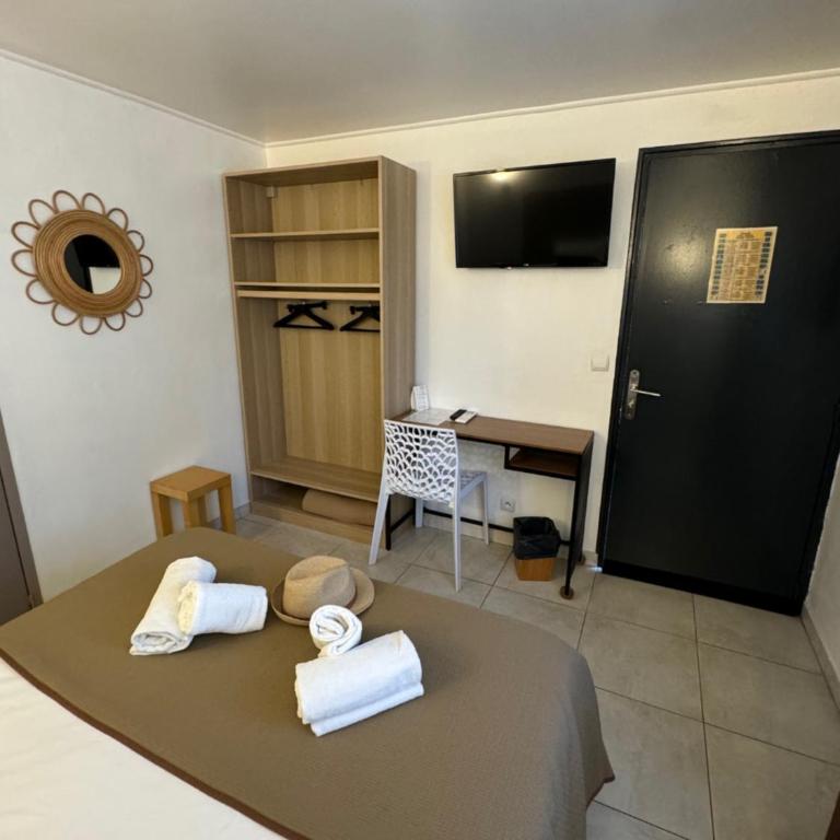 Hôtel Le Médiéval - Parking inclus & accueil vélo - Chambre Double - 3