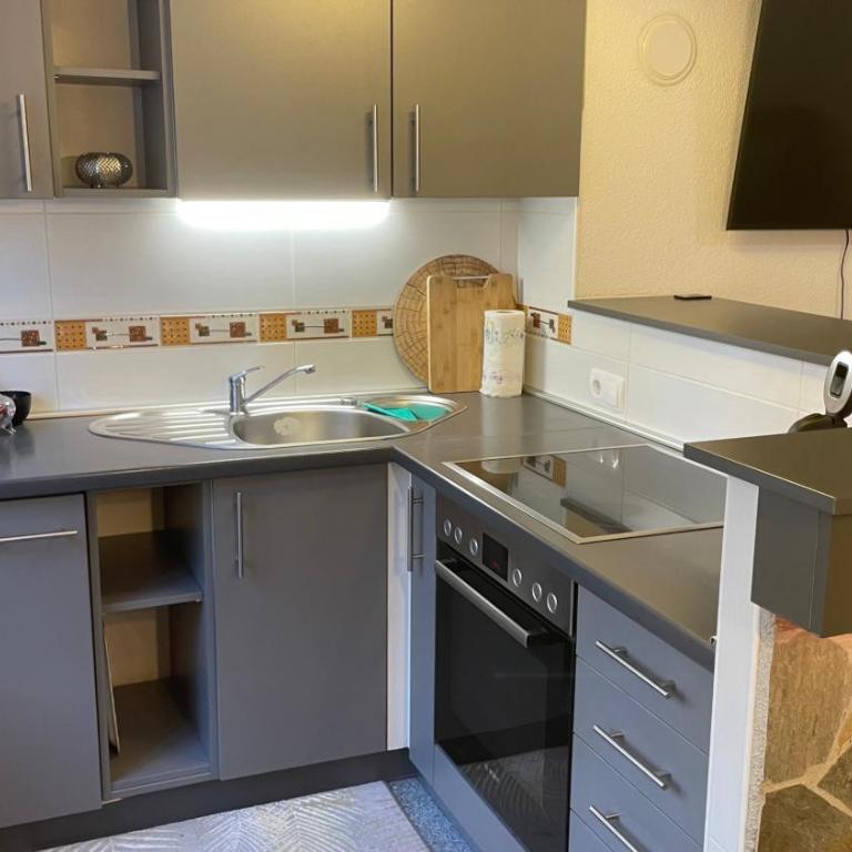 Zentrale, moderne Innenstadtwohnung - One-Bedroom Apartment - 8