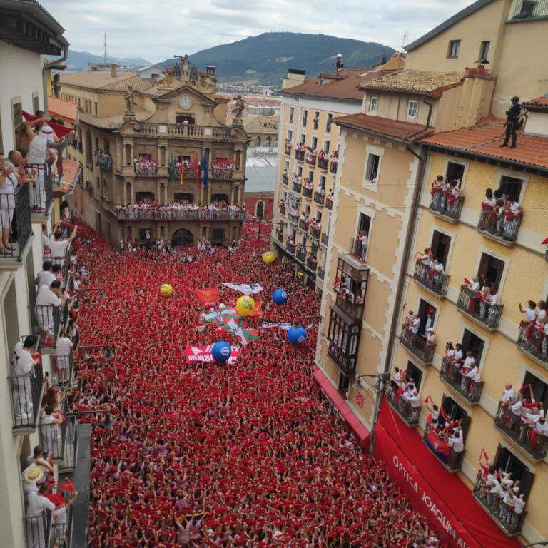 Atico en la Plaza del ayuntamiento - Apartment - 29