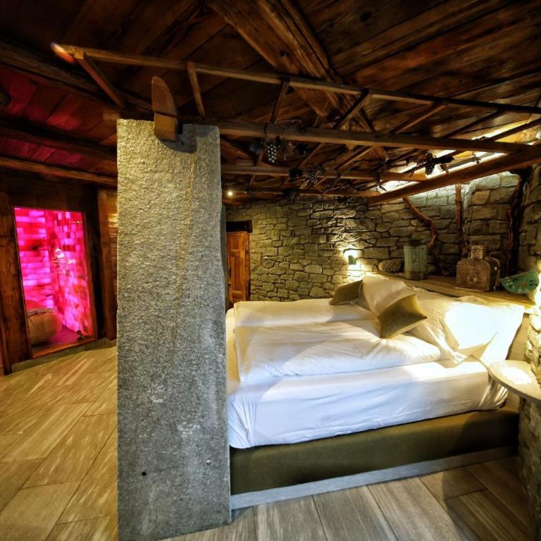Café Quinson Relais de Charme - Suite mit Kingsize-Bett und Balkon - 2