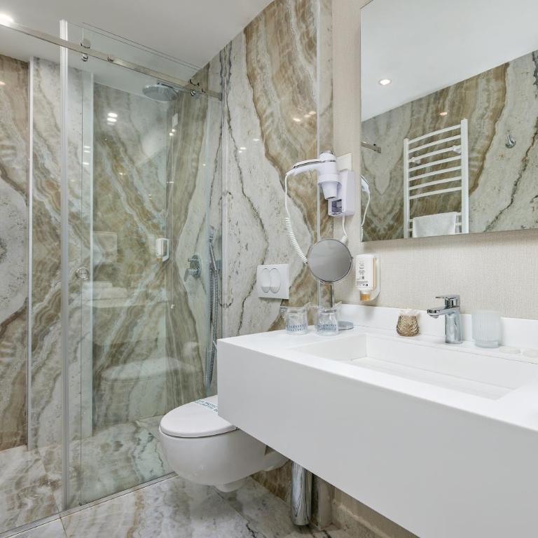 Hotel Splendido Bay - Deluxe Double or Twin Room with Sea View - 5