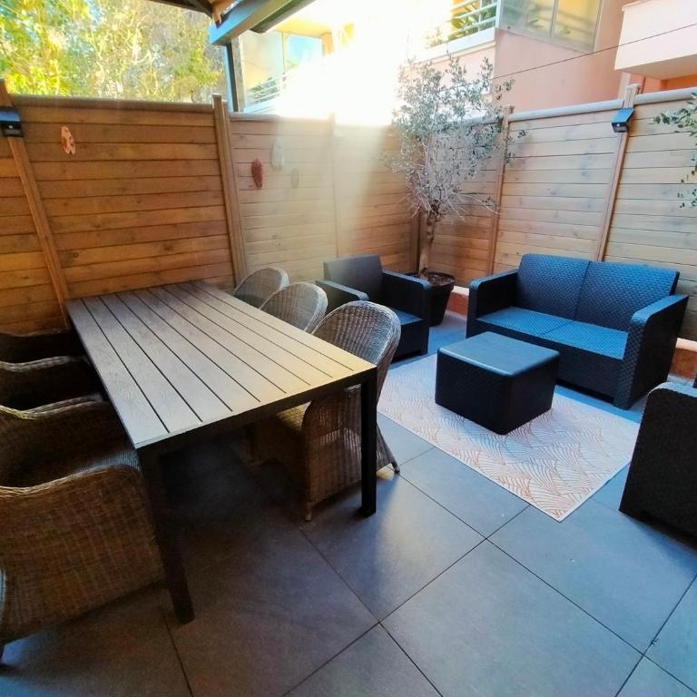 Super appartement 2 à 6 pers garage privé, centreville, plage 150m, 2 terrasses - Apartment mit 2 Schlafzimmern - 19