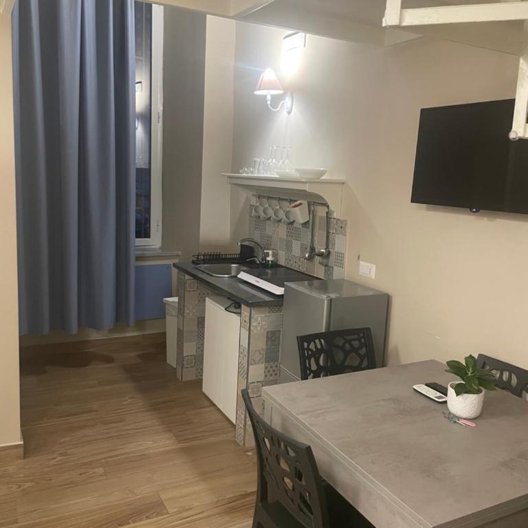 SOTTOSOPRA APARTMENT - Apartment - Split Level - 10