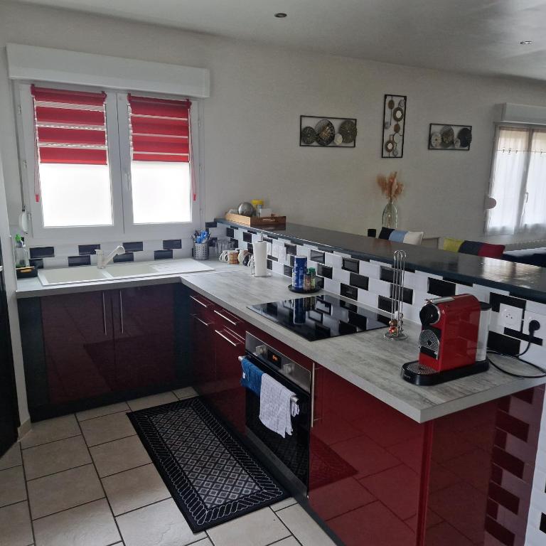 Appartement cosy spacieux parking gratuit en face - Apartment mit 1 Schlafzimmer - 11