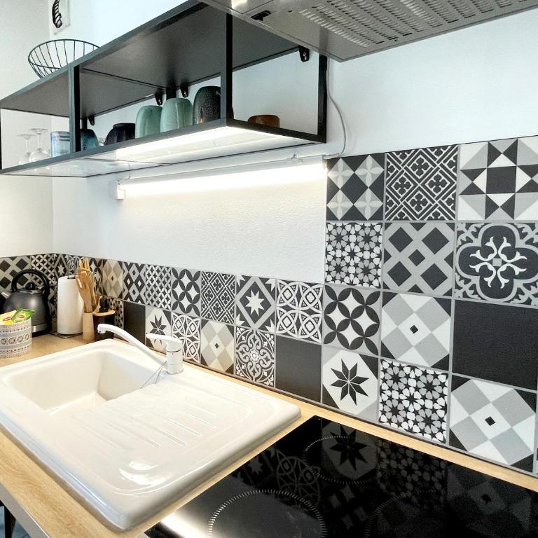 Lapin Blanc - Joli studio avec terrasse - One-Bedroom Apartment - 6
