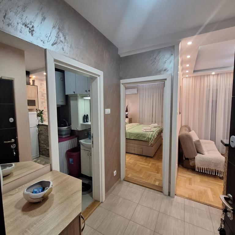 Lux Apartment Sanja 1 - One-Bedroom Apartment - 11