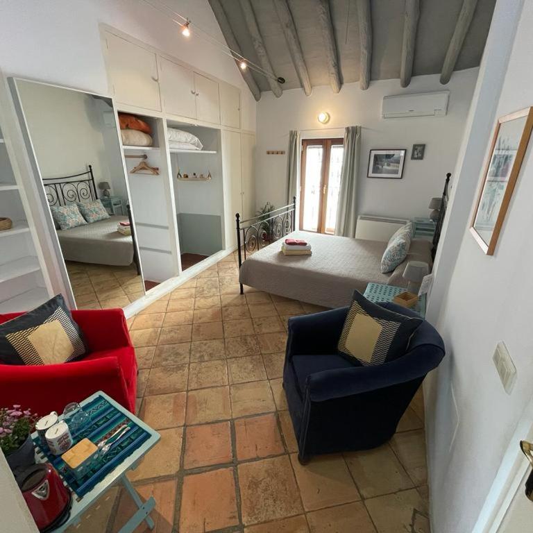 Salvatierra Guest House - Habitación Doble Deluxe con balcón - 8