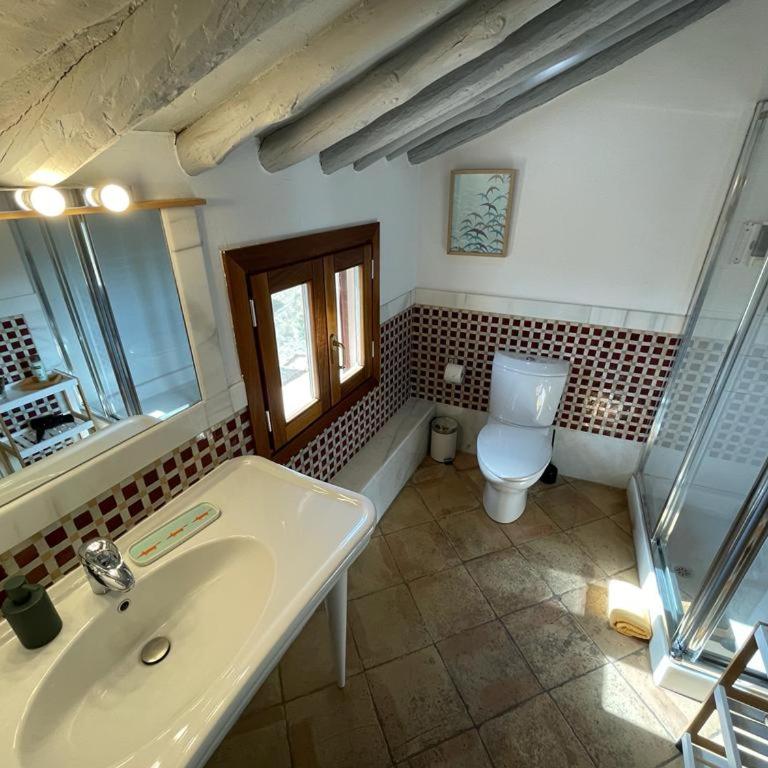 Salvatierra Guest House - Habitación Doble Deluxe con balcón - 10