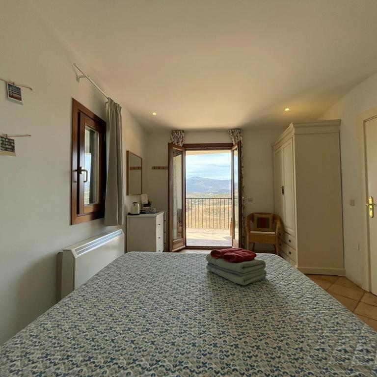 Salvatierra Guest House - Habitación Doble Deluxe con terraza privada y vistas a la montaña - 5