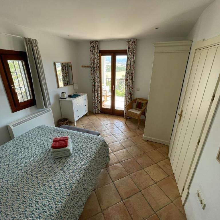Salvatierra Guest House - Habitación Doble Deluxe con terraza privada y vistas a la montaña - 7