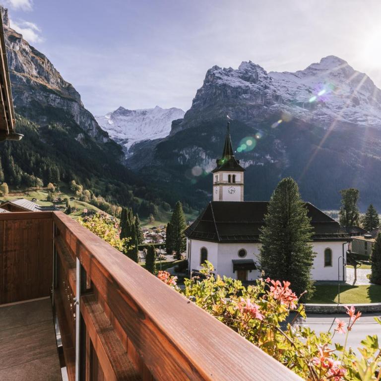 Hotel Fiescherblick - Doppelzimmer Panoramic Sunset - 10