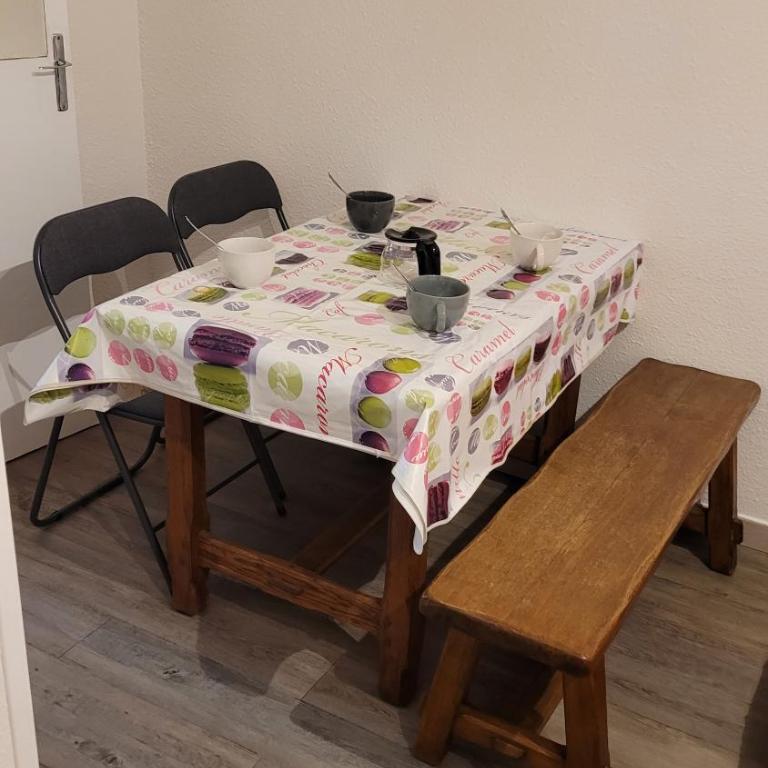 Grand studio confortable jusqu'à 4 personnes - Appartement - 16