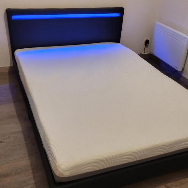 Grand studio confortable jusqu'à 4 personnes - Appartement - 19