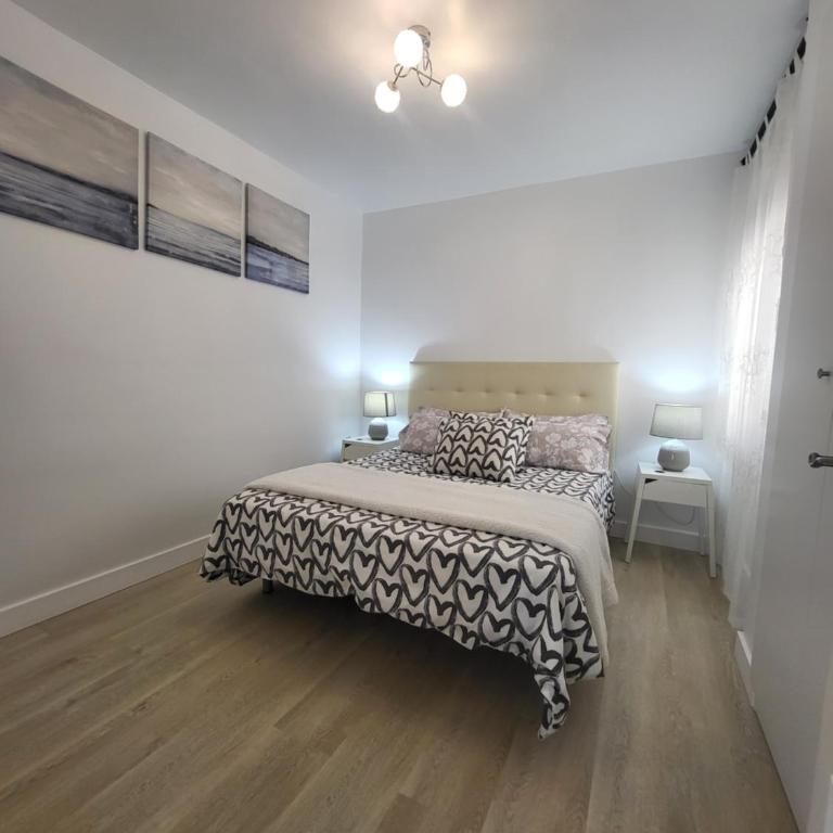3BR Top Floor Apartment Vialia La Unión Metro - Apartment - 8