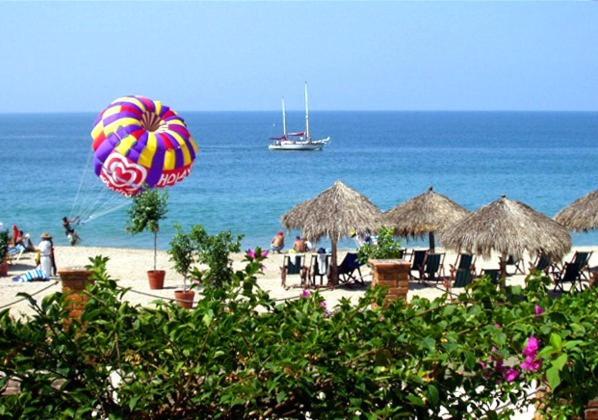 Playa Bonita unit Beso del Sol 101 - Apartamento con vistas a la piscina - 8