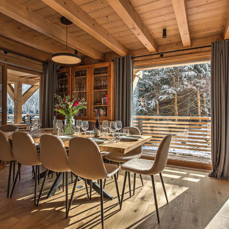 Chalet Belle des Neiges, Alpes Agency, Les Houches, Sleeps 9 - Chalet - 12