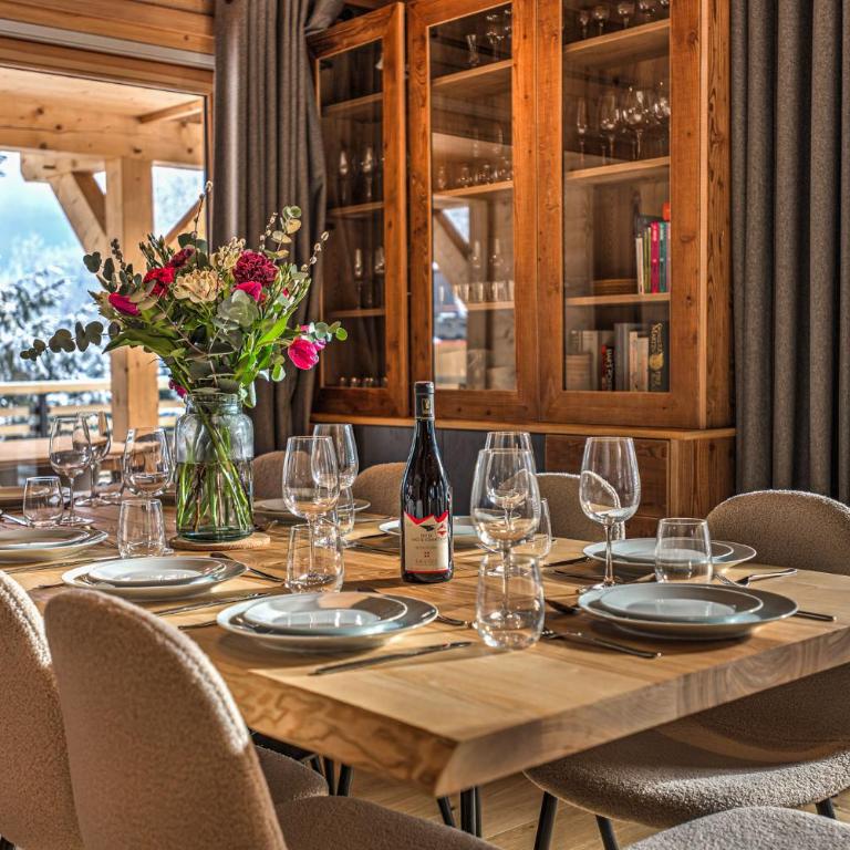 Chalet Belle des Neiges, Alpes Agency, Les Houches, Sleeps 9 - Chalet - 8