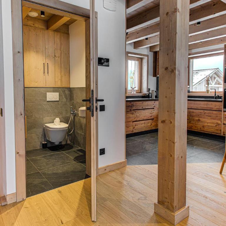 Chalet Belle des Neiges, Alpes Agency, Les Houches, Sleeps 9 - Chalet - 38