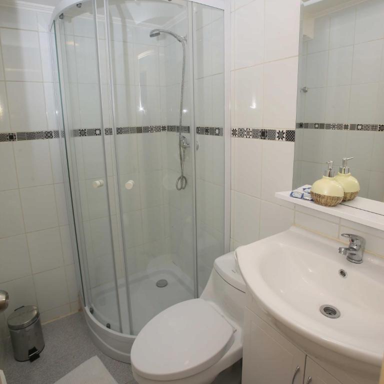 Hostal Alcala - Apartamento - 3