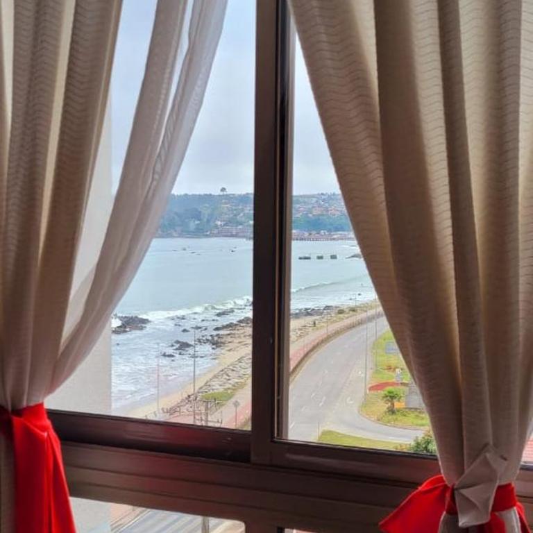 Playa Tomé Chile - Three-Bedroom Apartment - 1