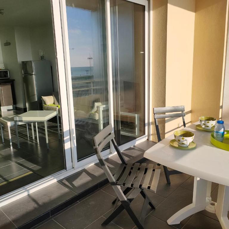 Bel Appart 2 Chambres, Terrasse, Proche Plage - FR-1-323-491 - Appartement - 8