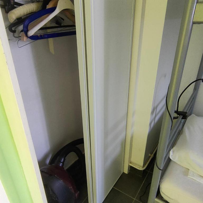 Bel Appart 2 Chambres, Terrasse, Proche Plage - FR-1-323-491 - Appartement - 12