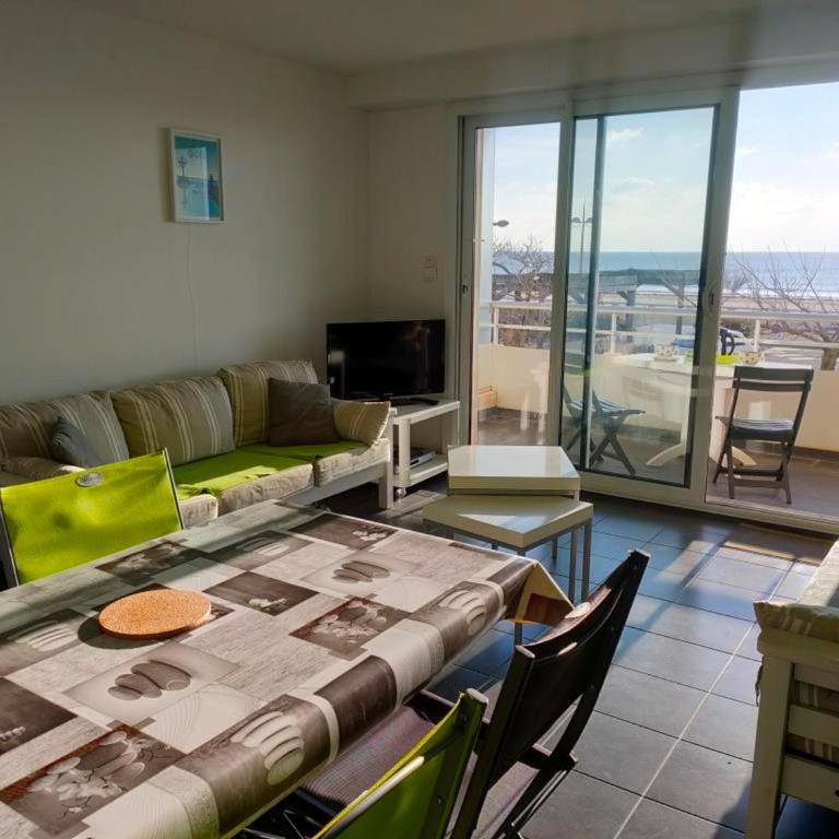 Bel Appart 2 Chambres, Terrasse, Proche Plage - FR-1-323-491 - Appartement - 15