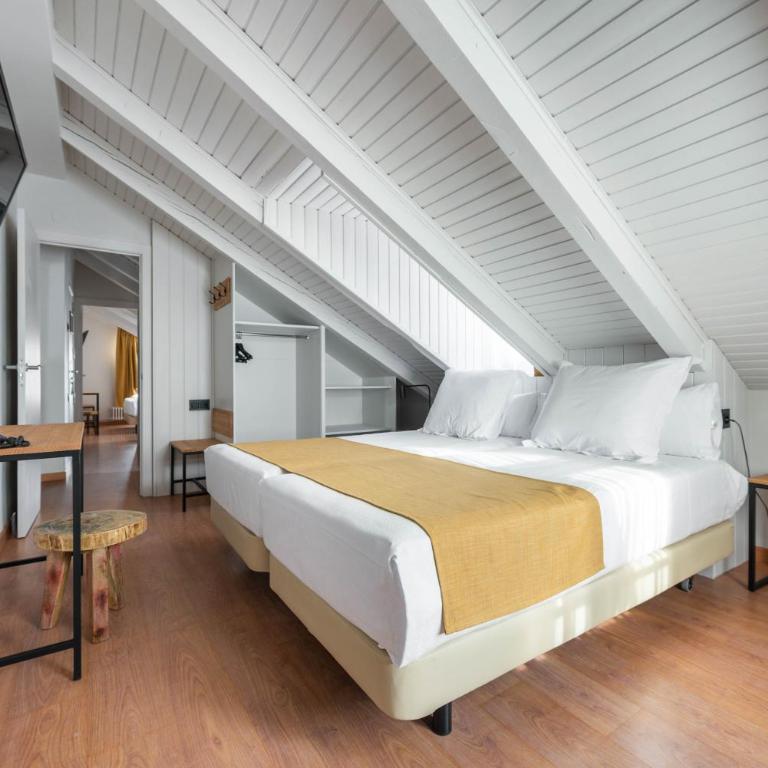 Hotel Viella - Habitación cuádruple - 3