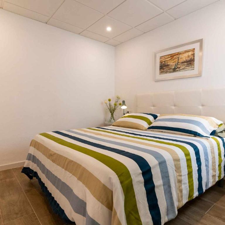 rentafive - Vistas al mar - Ascensor - Terraza - Apartamento con terraza - 4