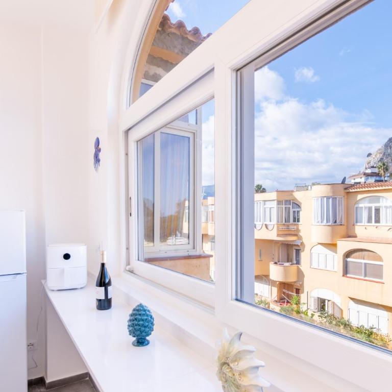 Sofia’s Studio at Mondello - One-Bedroom Apartment - 7