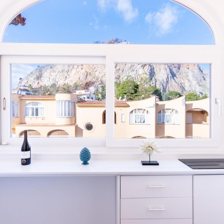 Sofia’s Studio at Mondello - One-Bedroom Apartment - 14