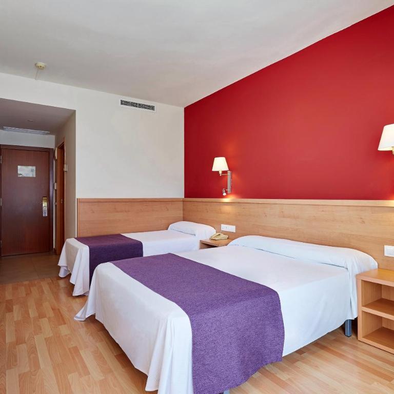 Hotel Surf Mar - Habitación Doble con cama supletoria (2 adultos + 2 niños) - 4