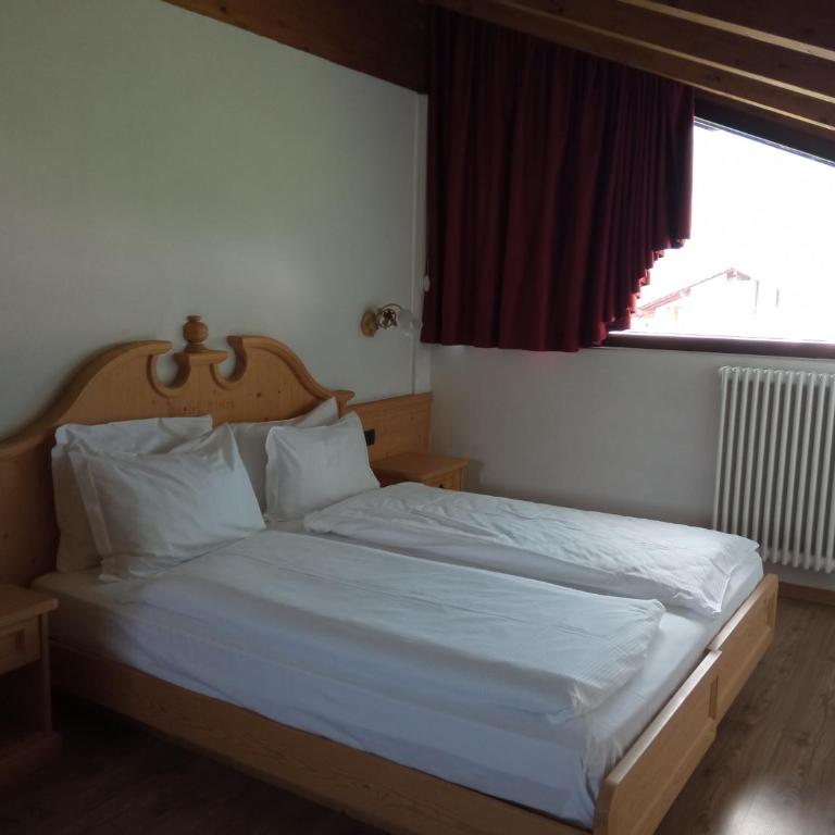 Hotel Castel Pietra - Habitación Doble Económica - 1 o 2 camas - 4