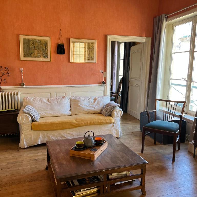 La Lodge Victoria -Vieille Ville & Pépinière -50m2 - Appartement - 24