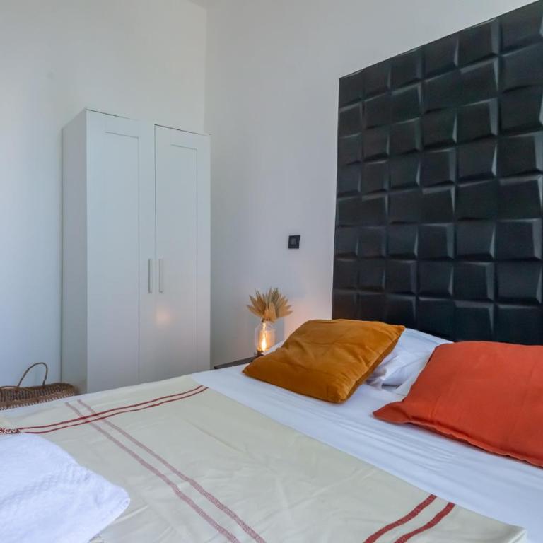 301a Charming 2 rooms refurbished super center - Appartement 1 Chambre - 26