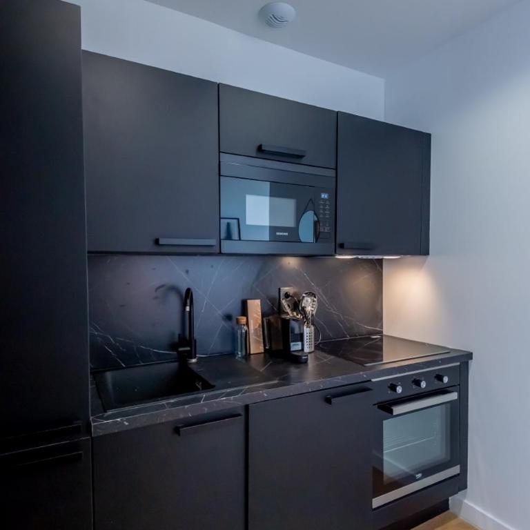 301a Charming 2 rooms refurbished super center - Appartement 1 Chambre - 21