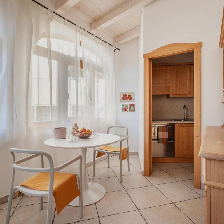 Pietra Rara Apartments - Appartamento con Balcone - 1