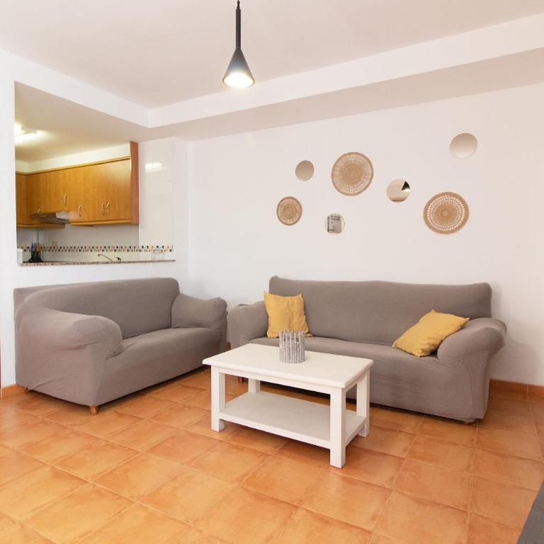 Global Vacacional, Práctico apartamento con piscina en la playa de Canet - Apartment - Erdgeschoss - 3