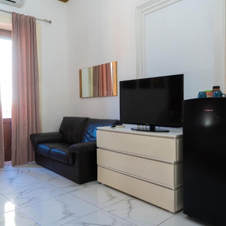 B&B Opera Catania Centro Storico - Quadruple Room - 22