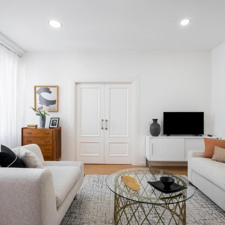 Cozy and bright- 1BED 1BATH- City center - Apartamento - 4
