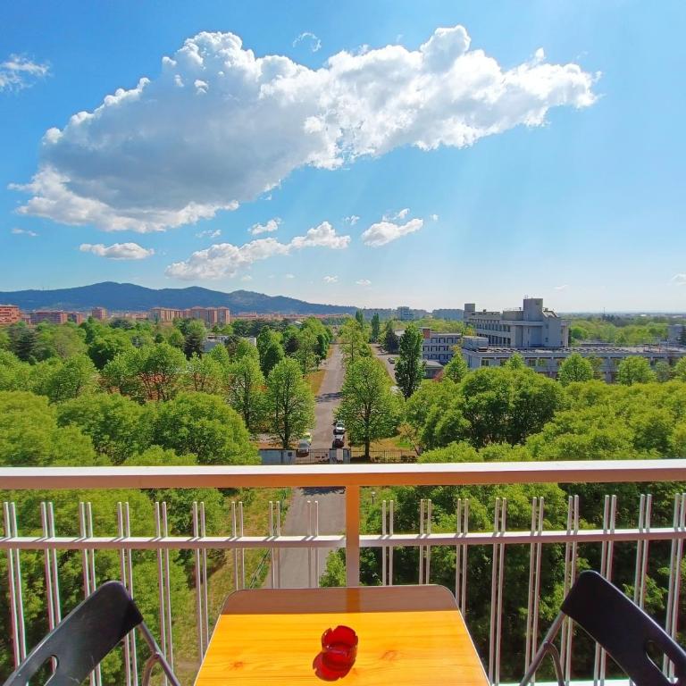 L'Appartamento sul Parco - Peaceful Stay, Stunning View & Free Parking - Two-Bedroom Apartment - 1