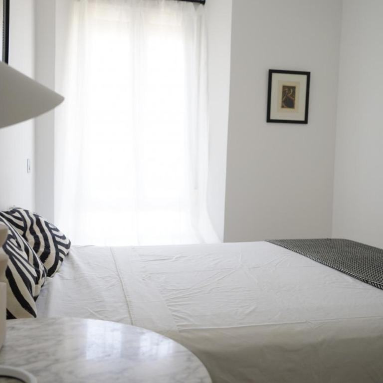 2BD 2BTH - Plaza España - Refurbished - MintyStay - Apartment - 24