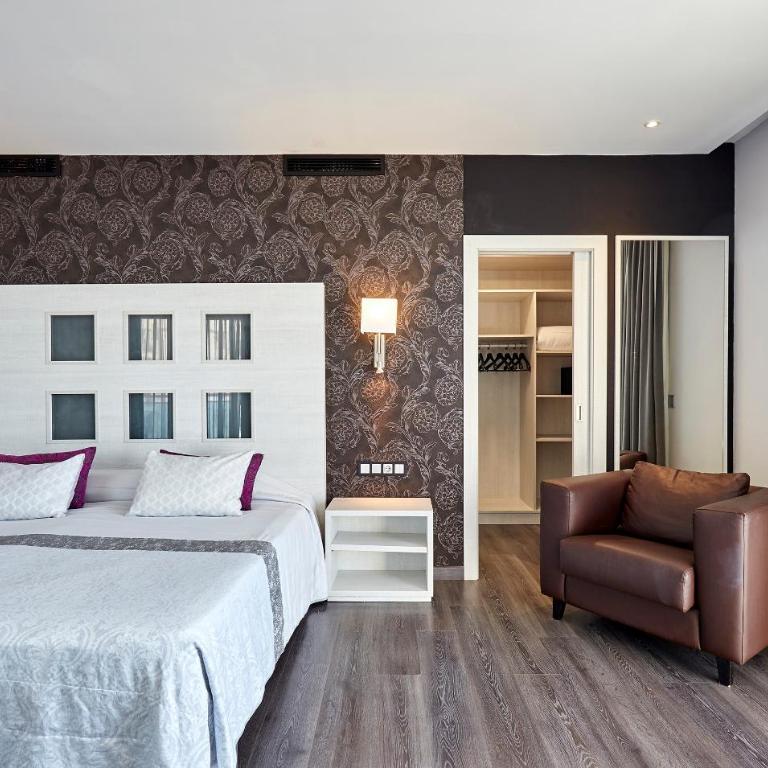 Hotel Surf Mar - Suite Superior con vistas al mar (2 adultos) - 1