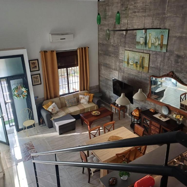 rural loft with pool views peaceful place near the center - Casa de 2 dormitorios - 3