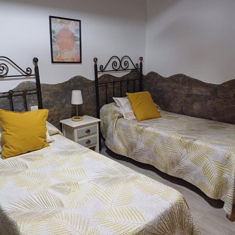 rural loft with pool views peaceful place near the center - Casa de 2 dormitorios - 23