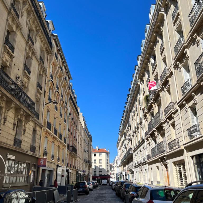 Lovely haussmannian flat in Montparnasse - Two-Bedroom Apartment - 14