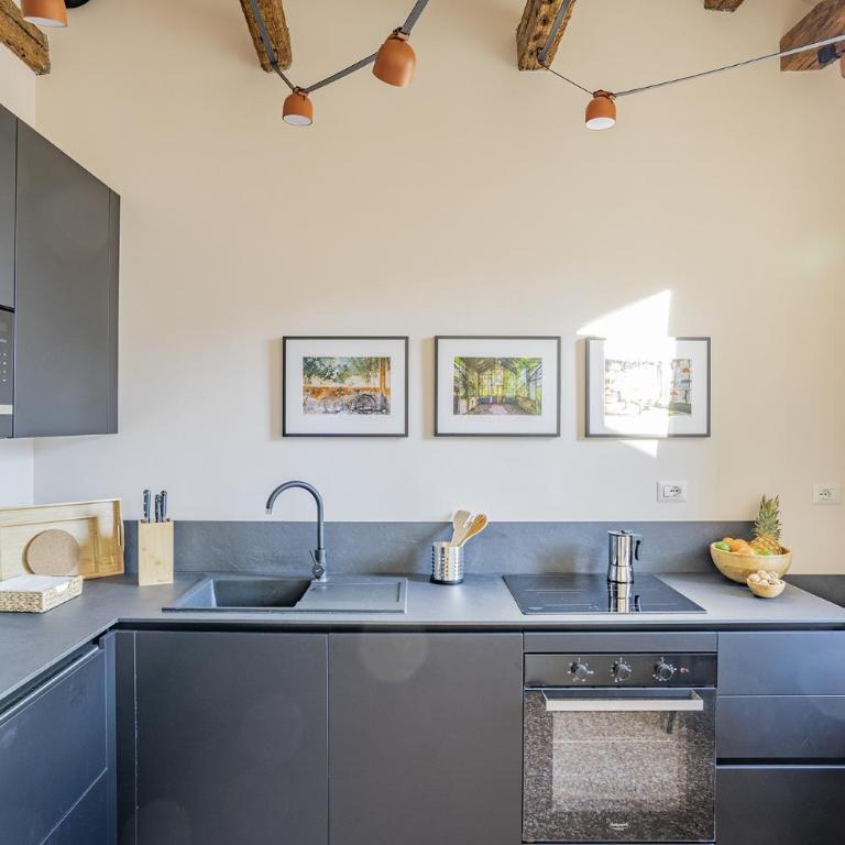 Palazzetto San Stin Up to 5 Guests Renewed in 2024 - Three-Bedroom Apartment - 4