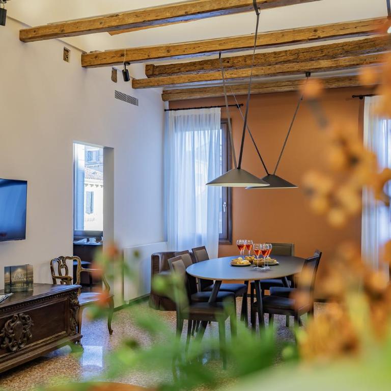 Palazzetto San Stin Up to 5 Guests Renewed in 2024 - Three-Bedroom Apartment - 17