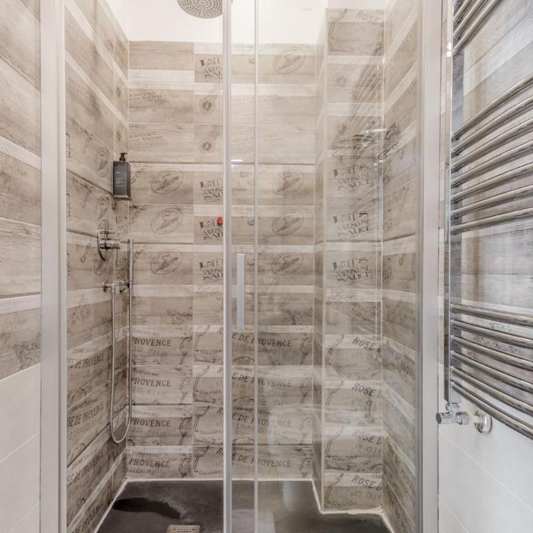 Casa Casu - Chambre Double ou Lits Jumeaux avec Salle de Bains Privative - 3