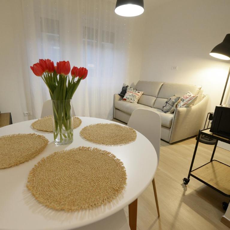 Apartment Cinecittà - Metro A Lucio Sestio - 15 min to center - One-Bedroom Apartment - 11